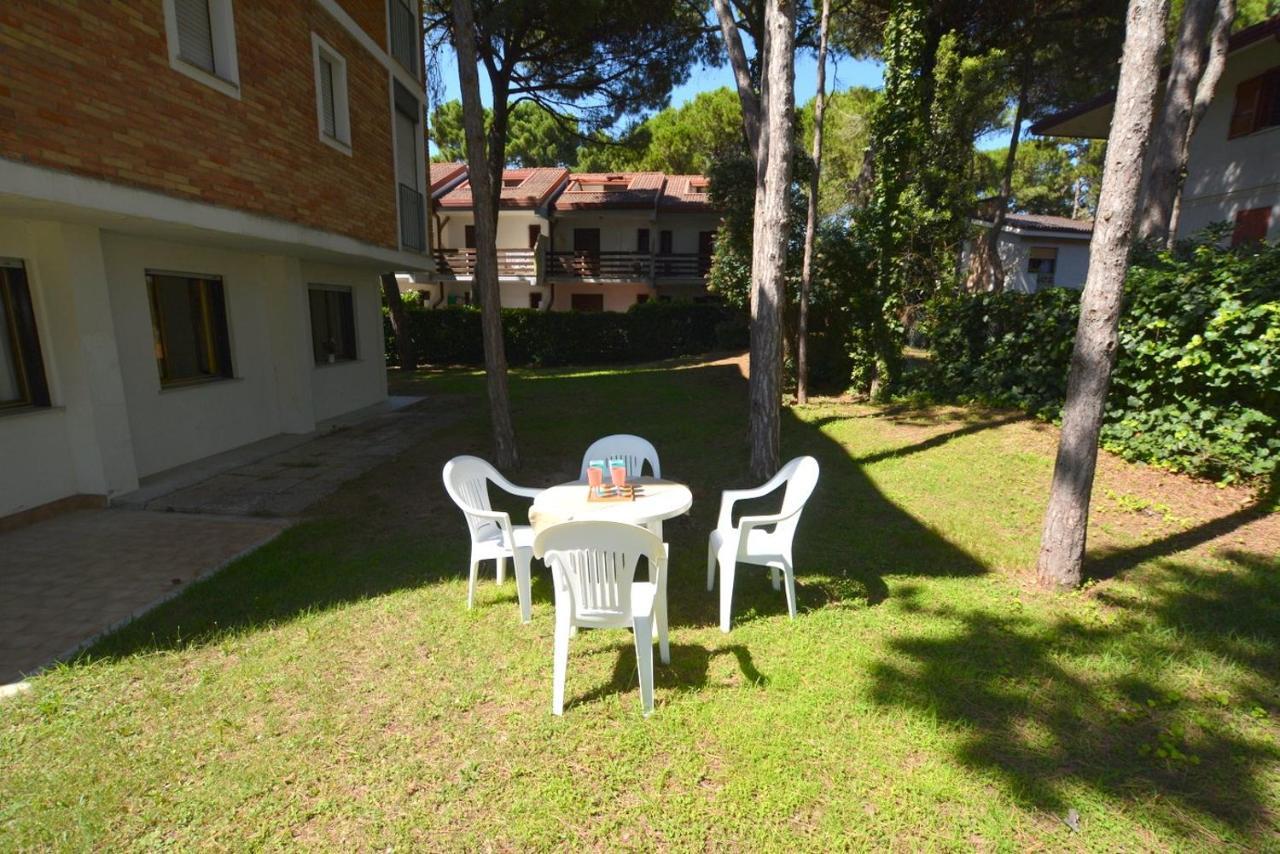 Lignano Pineta Apartment Lignano Sabbiadoro Exterior photo