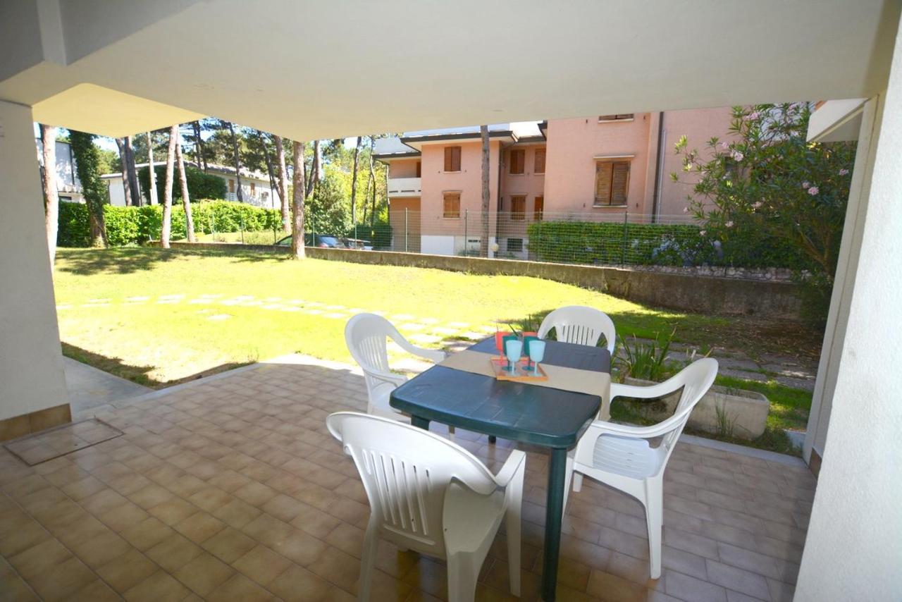 Lignano Pineta Apartment Lignano Sabbiadoro Exterior photo