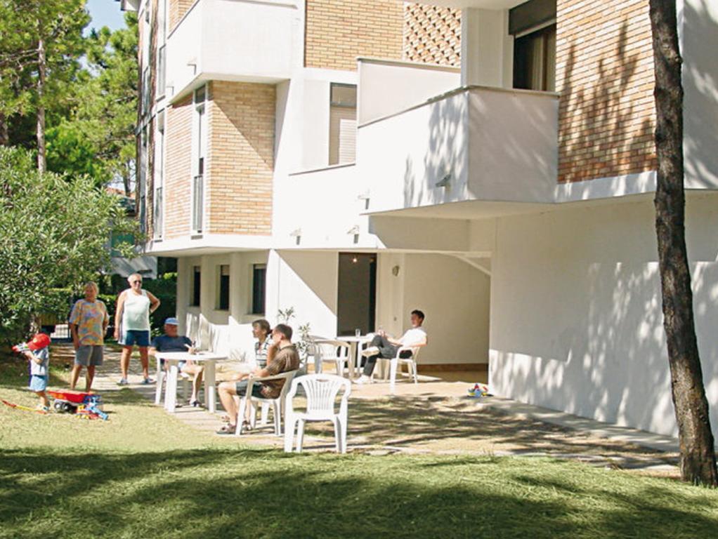 Lignano Pineta Apartment Lignano Sabbiadoro Exterior photo